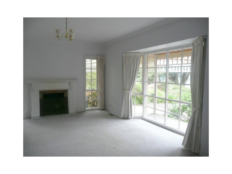 23 Matlock Street, Canterbury VIC 3126