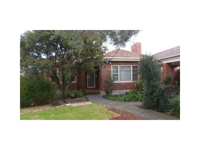 1/4 Douglas Street, Ashwood VIC 3147