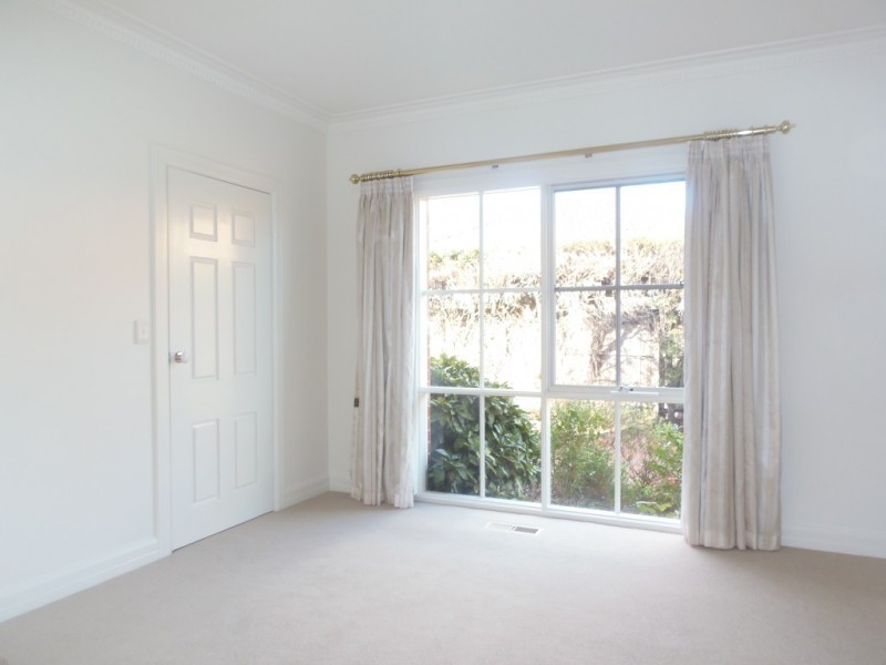 1/44 Summerhill Road, Glen Iris VIC 3146