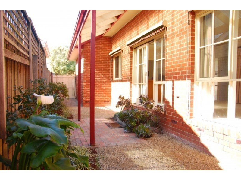 1/44 Summerhill Road, Glen Iris VIC 3146