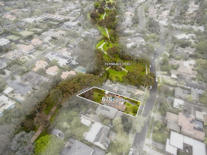 102 Great Valley Road, Glen Iris VIC 3146