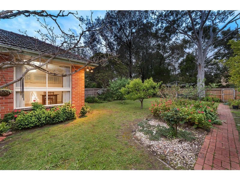 102 Great Valley Road, Glen Iris VIC 3146