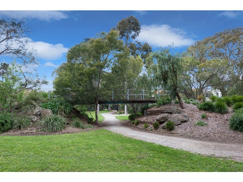 102 Great Valley Road, Glen Iris VIC 3146