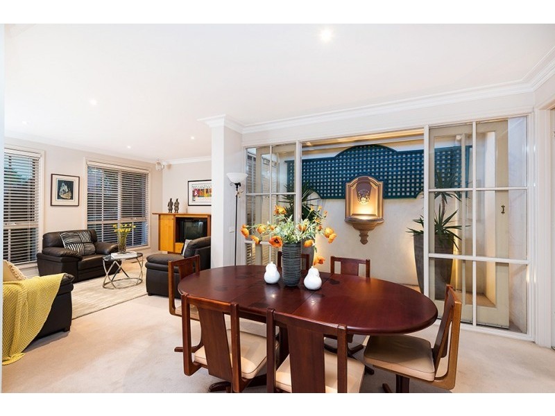 2/37 Donna Buang Street, Camberwell VIC 3124