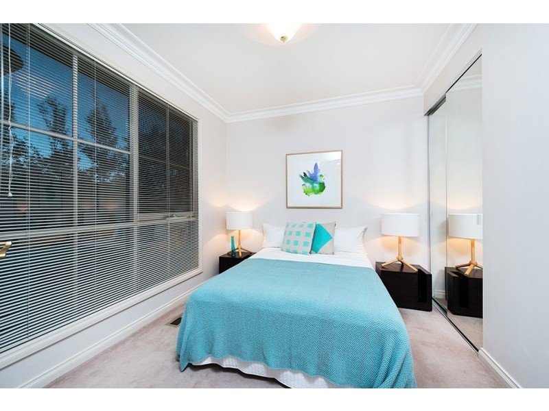 2/37 Donna Buang Street, Camberwell VIC 3124