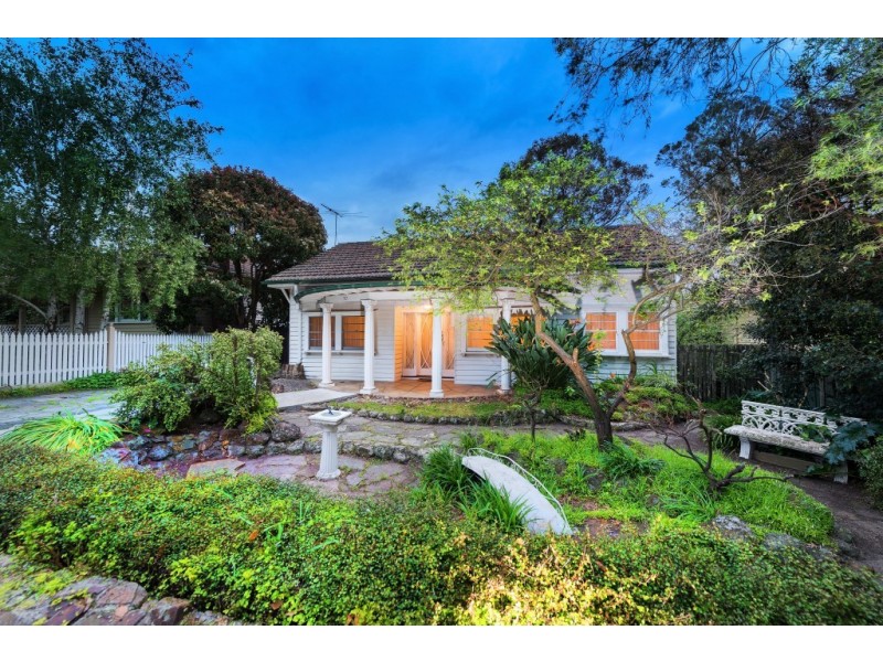 30 Fairview Avenue, Camberwell VIC 3124