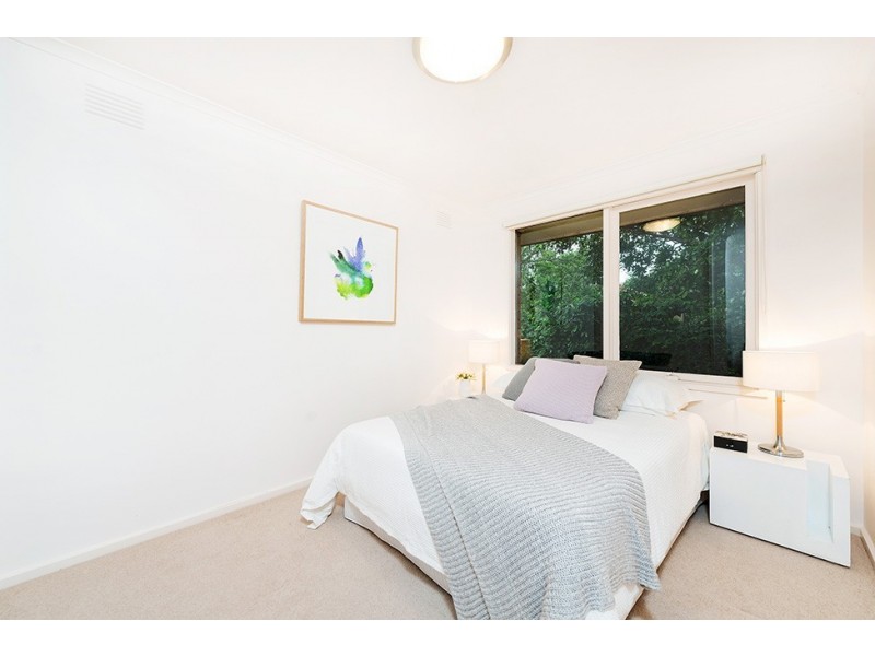 3/59 Athelstan Road, Camberwell VIC 3124