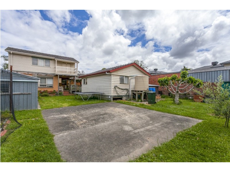 10 Kerferd Road, Glen Waverley VIC 3150