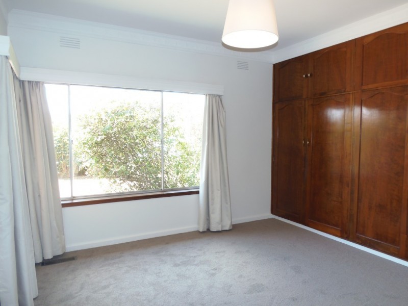 34 Latrobe Court, Caulfield South VIC 3162