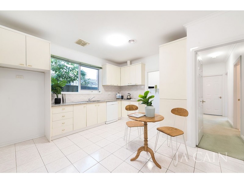 1/32 Burke Road, Malvern East VIC 3145