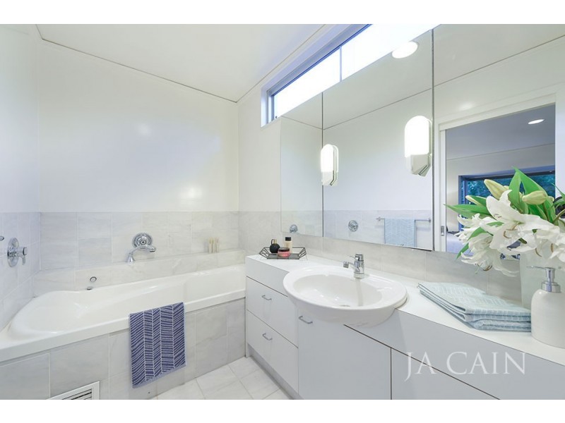 7 Malvern Avenue, Glen Iris VIC 3146
