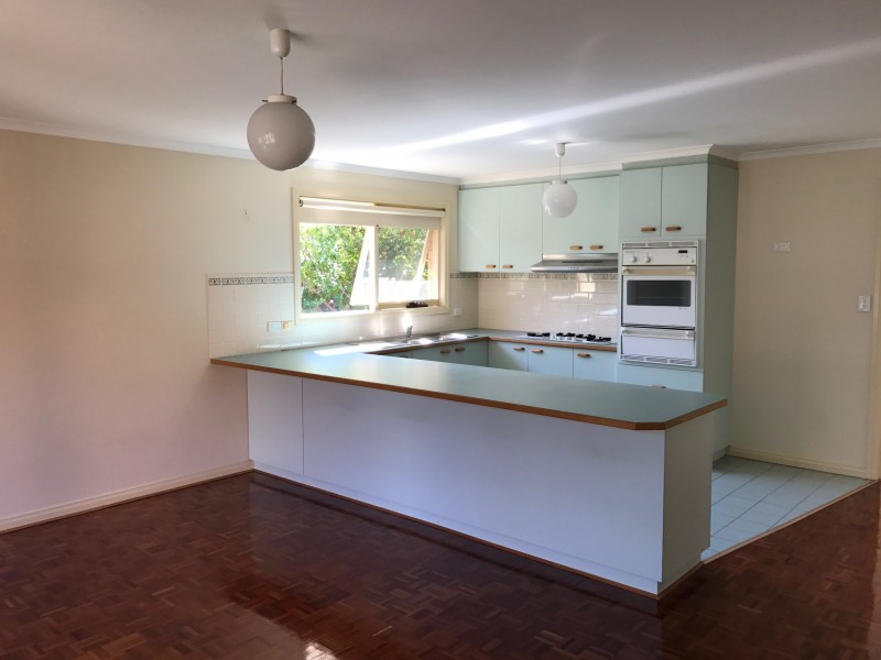 1/24 Queens Parade, Glen Iris VIC 3146