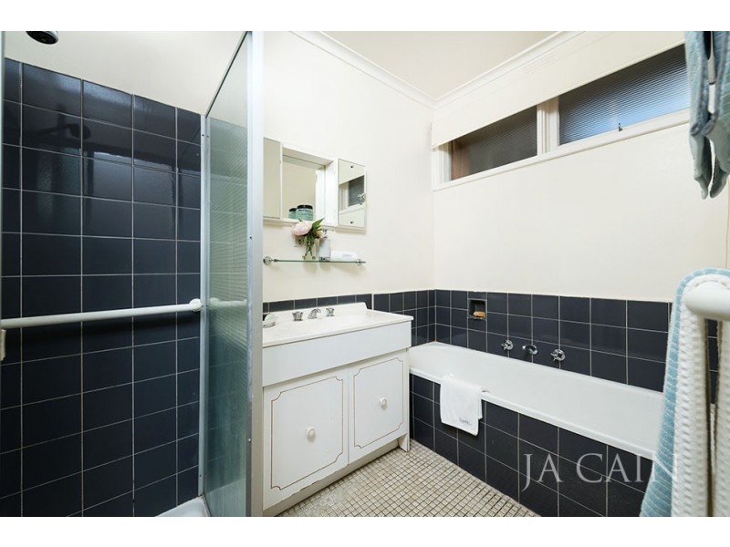 30 Jubilee Street, Mount Waverley VIC 3149