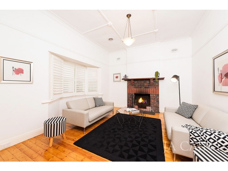 9 Summerhill Road, Glen Iris VIC 3146