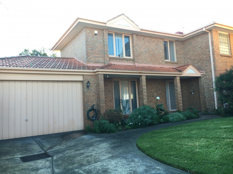 3/16 Newbigin Street, Burwood VIC 3125