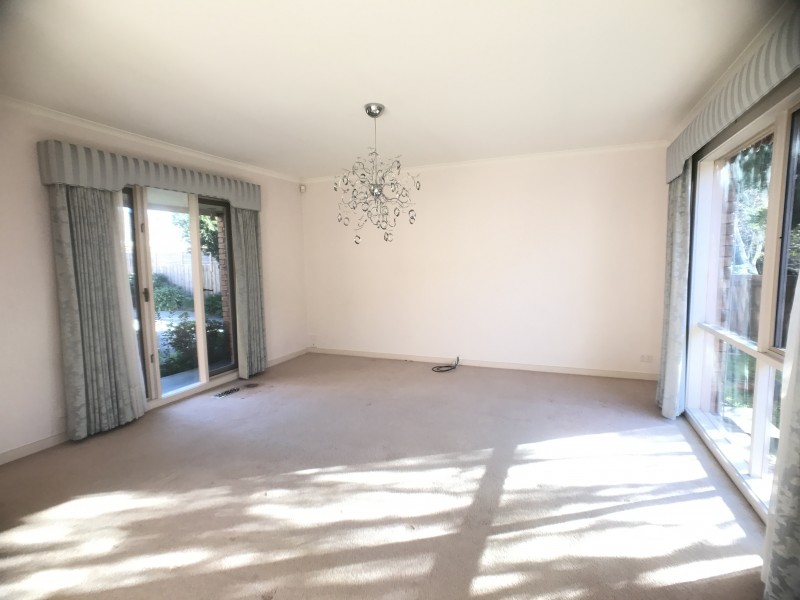 3/16 Newbigin Street, Burwood VIC 3125