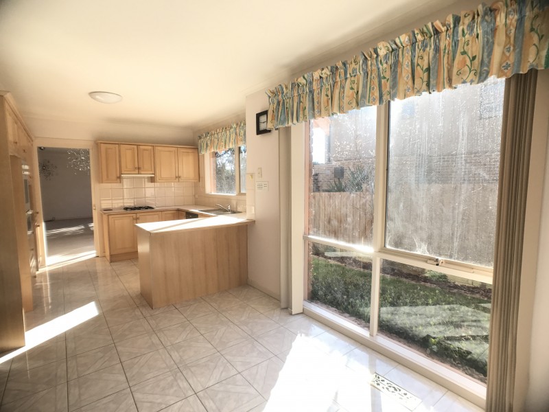 3/16 Newbigin Street, Burwood VIC 3125