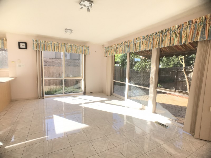 3/16 Newbigin Street, Burwood VIC 3125