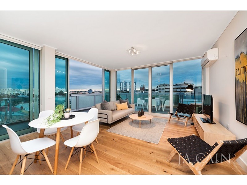 22B/200 Bay Street, Port Melbourne VIC 3207