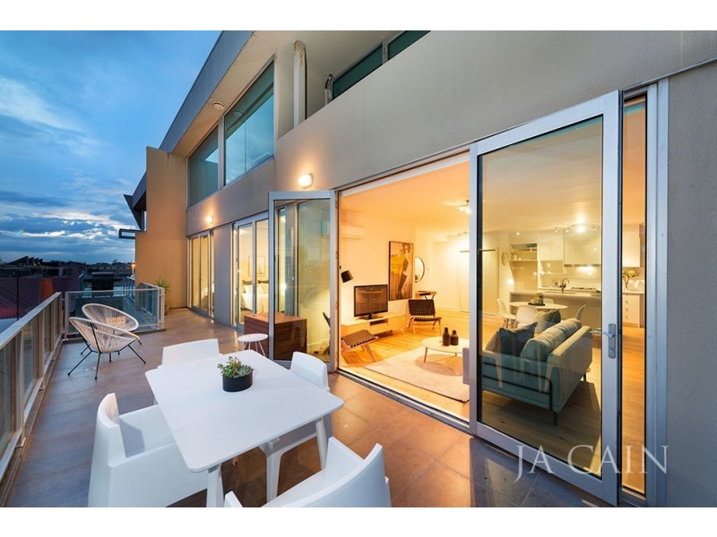 22B/200 Bay Street, Port Melbourne VIC 3207