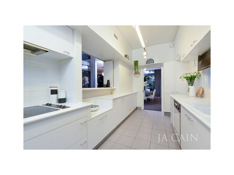 7 Malvern Avenue, Glen Iris VIC 3146
