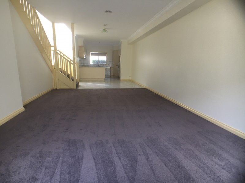 2/220 Burwood Highway, Burwood VIC 3125