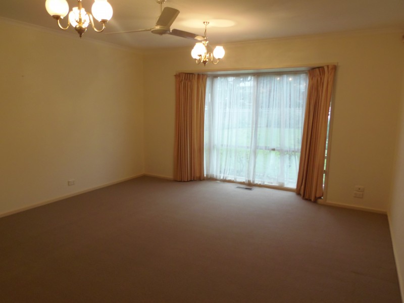 12 Compton Street, Canterbury VIC 3126