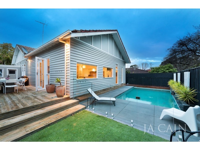 2 Jickell Avenue, Glen Iris VIC 3146