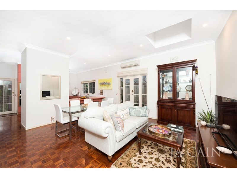 30 Malvern Avenue, Glen Iris VIC 3146