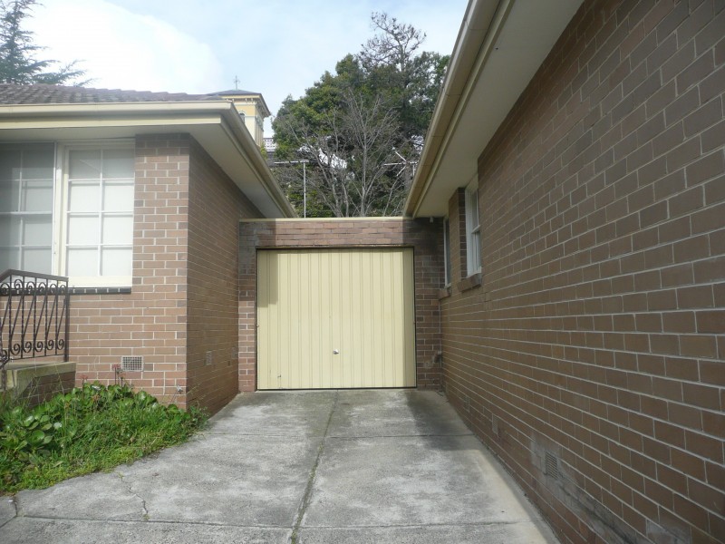 3/77 Warrigal Road, Surrey Hills VIC 3127