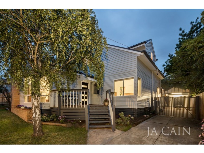 39 Cornfield Grove, Box Hill South VIC 3128