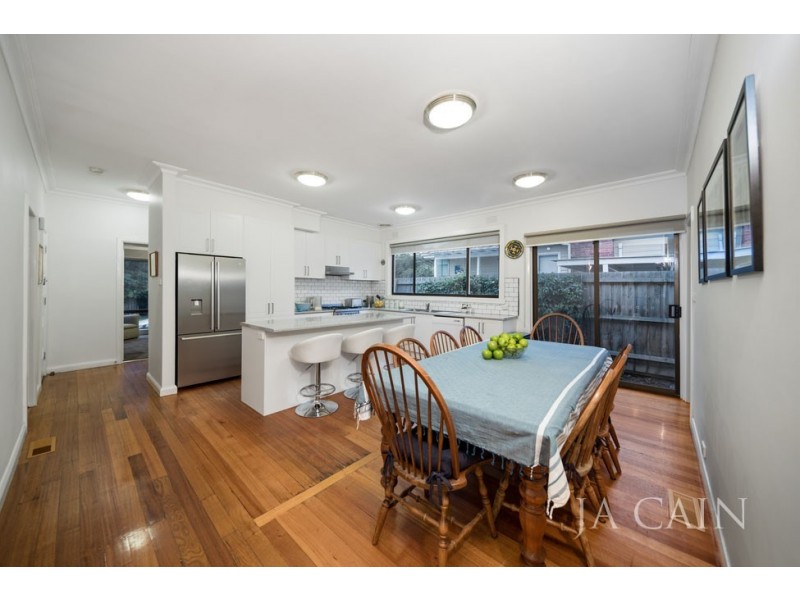 39 Cornfield Grove, Box Hill South VIC 3128