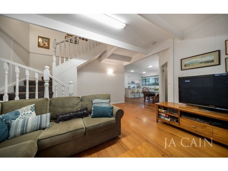 39 Cornfield Grove, Box Hill South VIC 3128