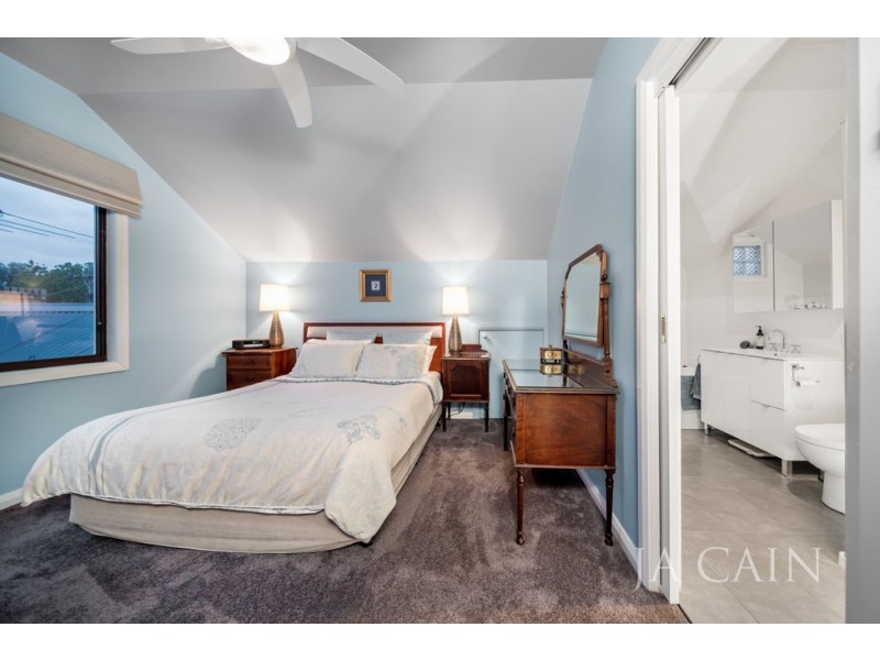 39 Cornfield Grove, Box Hill South VIC 3128