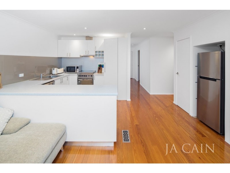 5/38 Livingstone Close, Burwood VIC 3125
