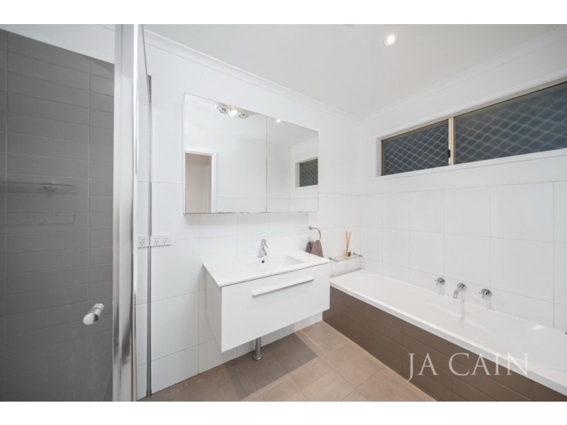 5/38 Livingstone Close, Burwood VIC 3125