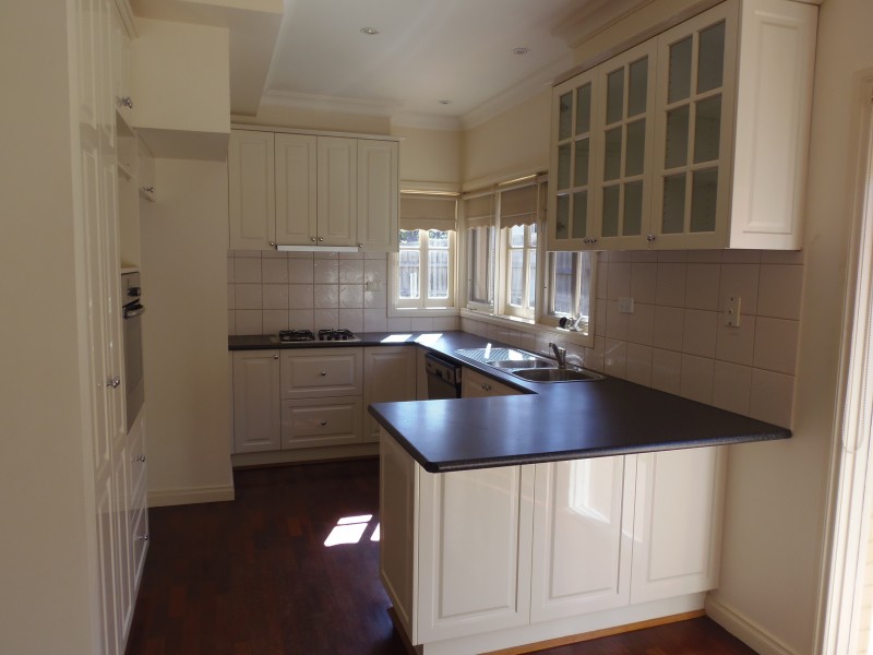 16D Puerta Street, Burwood VIC 3125