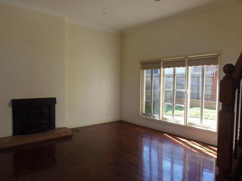 16D Puerta Street, Burwood VIC 3125