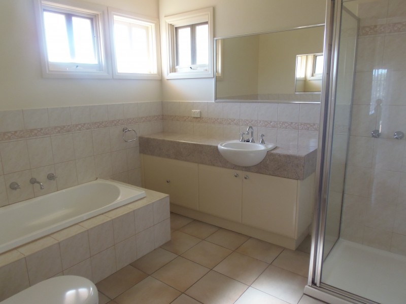 16D Puerta Street, Burwood VIC 3125