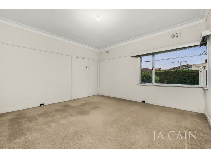 1/111 Through Road, Camberwell VIC 3124