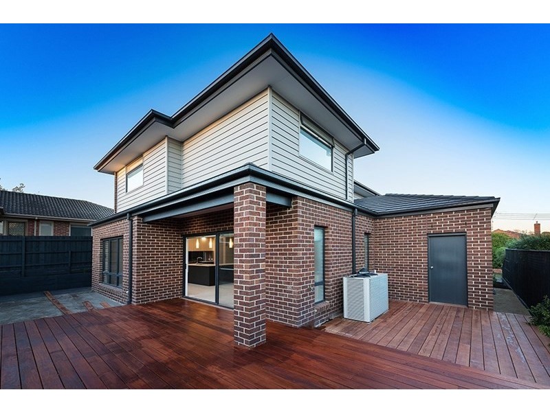 10 Downing Avenue, Glen Iris VIC 3146