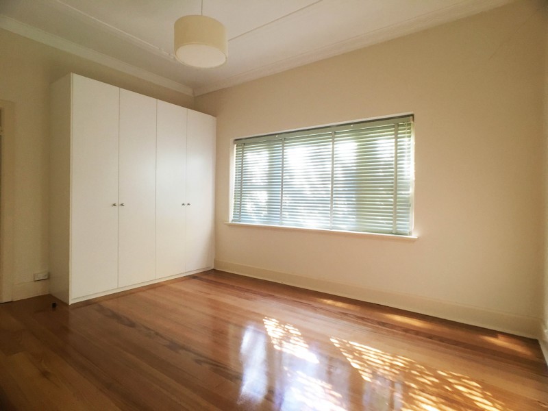 19 Dent Street, Glen Iris VIC 3146