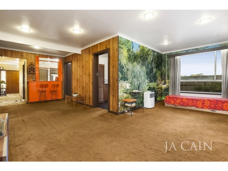 86 Stanley Avenue, Mount Waverley VIC 3149