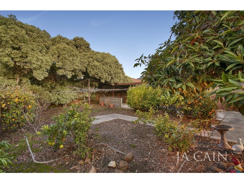 86 Stanley Avenue, Mount Waverley VIC 3149
