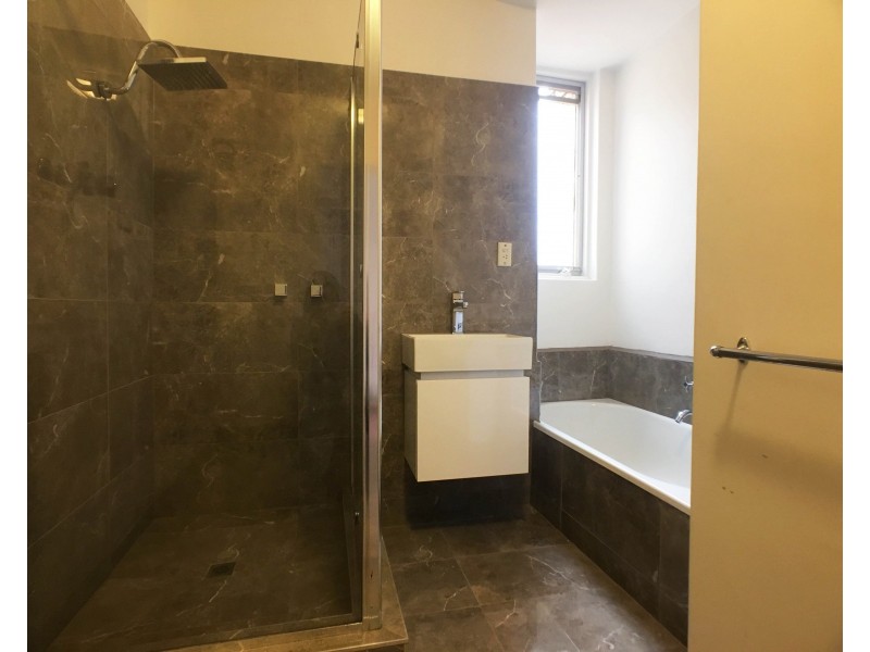 9/32 Berkeley Street, Hawthorn VIC 3122