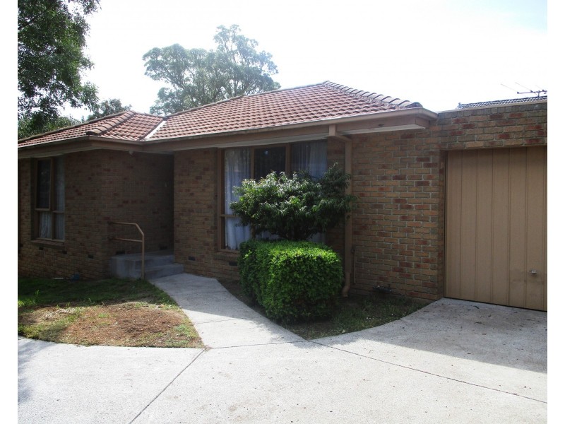 2/5 Railway Road, Blackburn VIC 3130