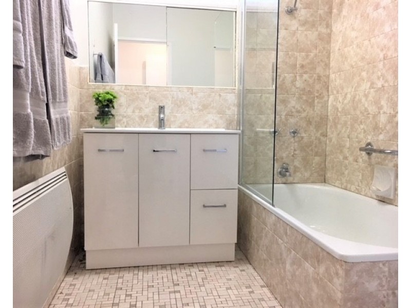 7/5 Holly Street, Camberwell VIC 3124