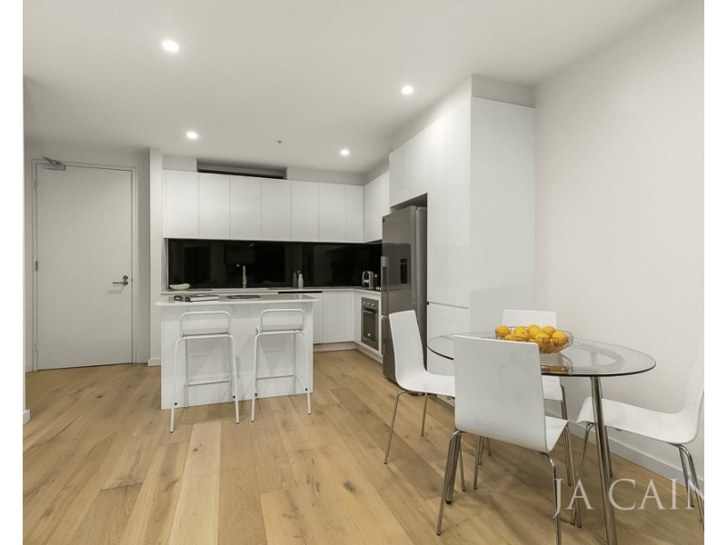 11/25 Truganini Road, Carnegie VIC 3163
