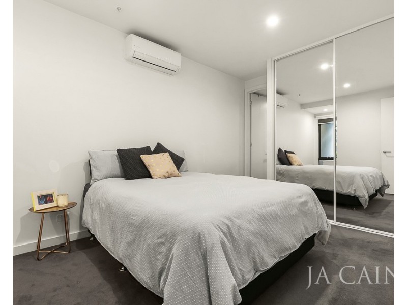 11/25 Truganini Road, Carnegie VIC 3163