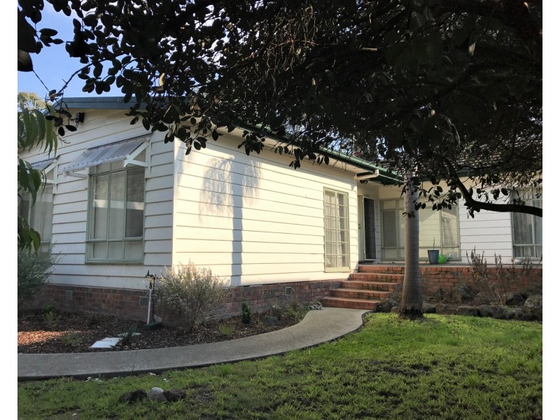51 Great Valley Road, Glen Iris VIC 3146